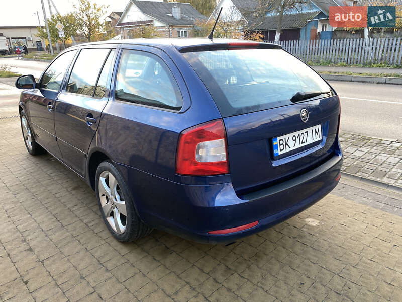 Универсал Skoda Octavia 2013 в Костополе