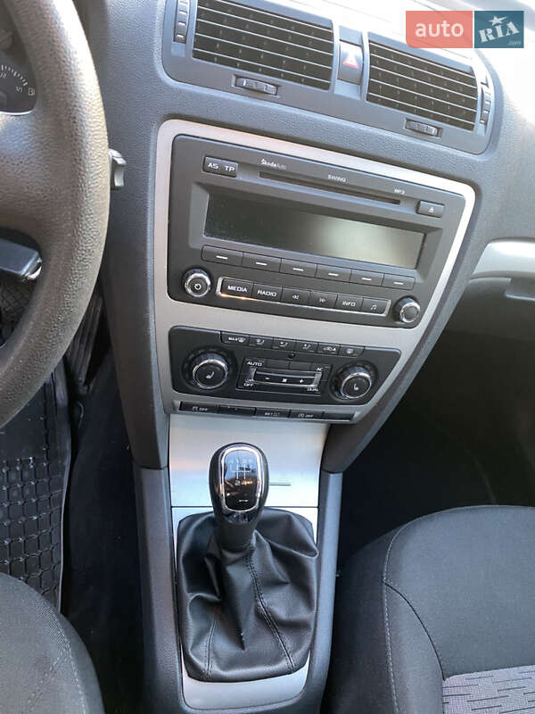 Универсал Skoda Octavia 2013 в Костополе