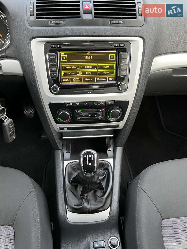 Универсал Skoda Octavia 2011 в Ровно фото 102 Универсал Skoda Octavia 2011 в Ровно