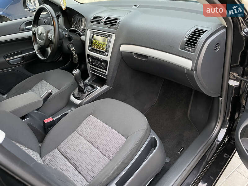 Универсал Skoda Octavia 2011 в Ровно фото 112 Универсал Skoda Octavia 2011 в Ровно
