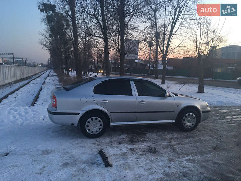 Лифтбек Skoda Octavia 2008 в Ирпене