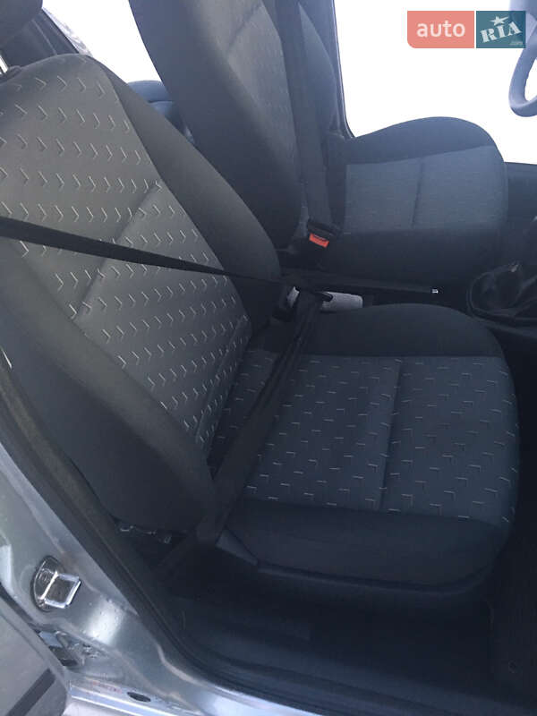 Лифтбек Skoda Octavia 2008 в Ирпене