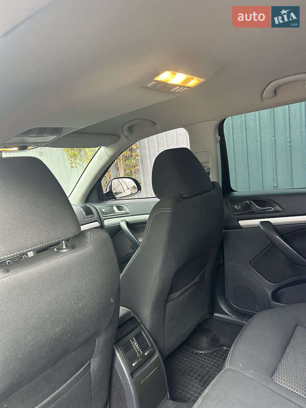 Универсал Skoda Octavia 2012 в Киеве фото 14 Универсал Skoda Octavia 2012 в Киеве