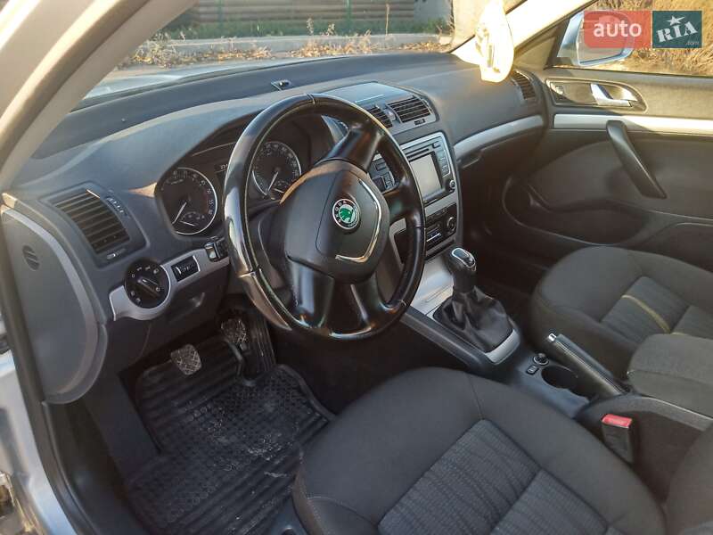 Універсал Skoda Octavia 2013 в Броварах фото 14 Універсал Skoda Octavia 2013 в Броварах
