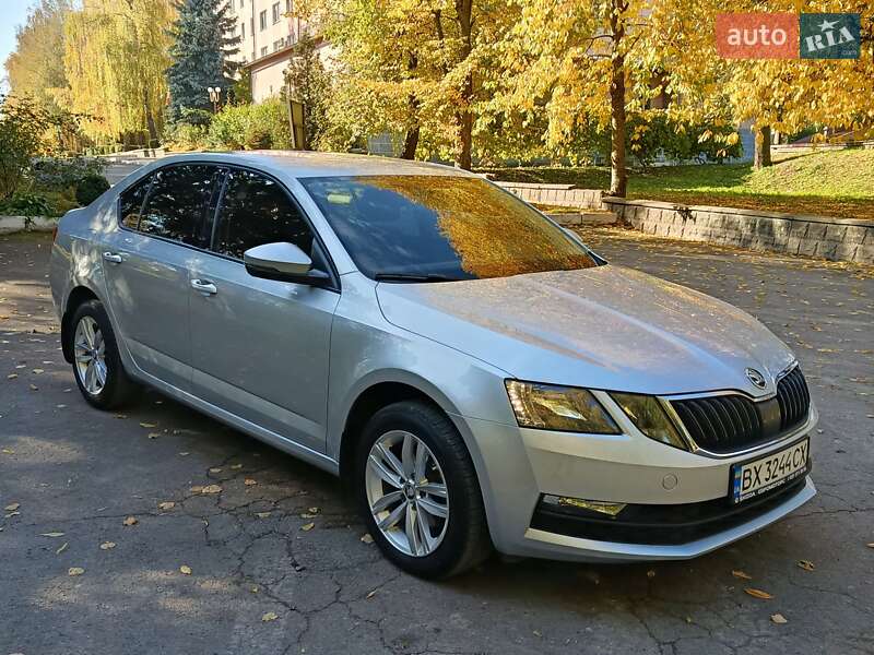 Лифтбек Skoda Octavia 2020 в Волочиске