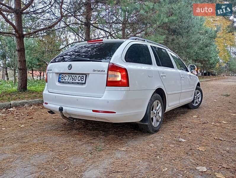 Универсал Skoda Octavia 2010 в Самборе фото 6 Универсал Skoda Octavia 2010 в Самборе