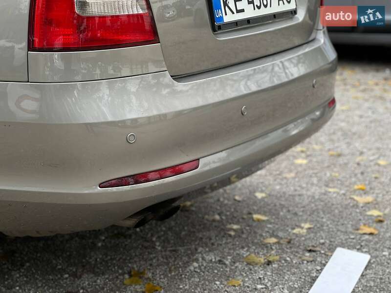 Лифтбек Skoda Octavia 2010 в Каменском