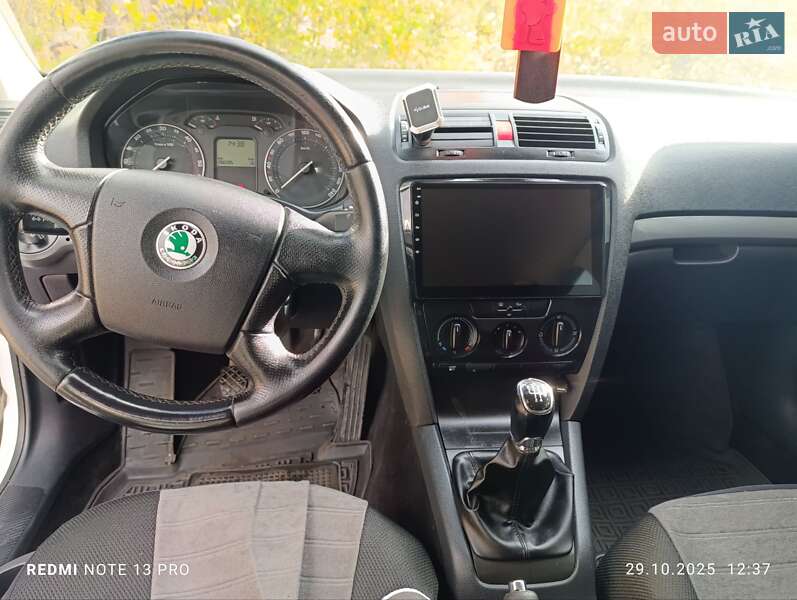 Лифтбек Skoda Octavia 2005 в Николаеве фото 2 Лифтбек Skoda Octavia 2005 в Николаеве