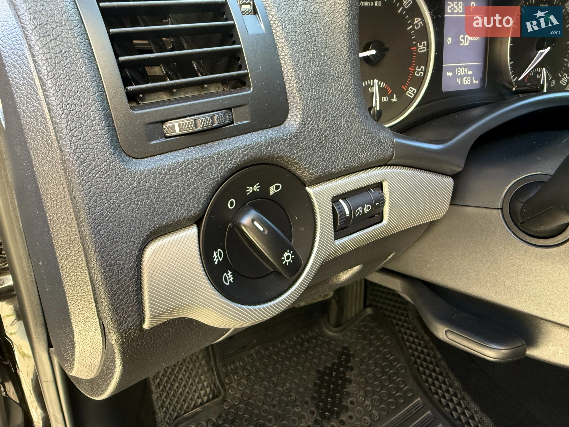 Skoda Octavia 2012 VIN TMBBE41Z6DB152678 фото оголошення 38 з 66