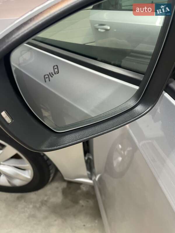 Універсал Skoda Octavia 2020 в Дніпрі