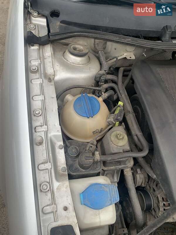 Лифтбек Skoda Octavia 2003 в Черкассах фото 9 Лифтбек Skoda Octavia 2003 в Черкассах