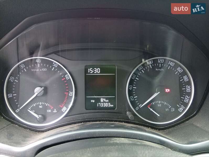 Ліфтбек Skoda Octavia 2011 в Охтирці