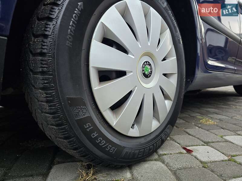 Лифтбек Skoda Octavia 2012 в Полтаве фото 38 Лифтбек Skoda Octavia 2012 в Полтаве