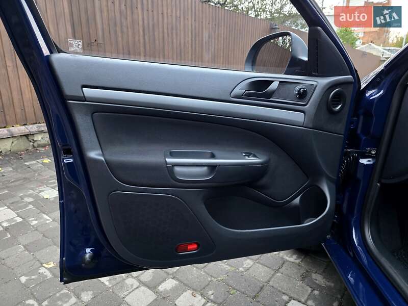 Лифтбек Skoda Octavia 2012 в Полтаве фото 76 Лифтбек Skoda Octavia 2012 в Полтаве