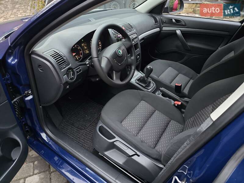 Лифтбек Skoda Octavia 2012 в Полтаве фото 82 Лифтбек Skoda Octavia 2012 в Полтаве