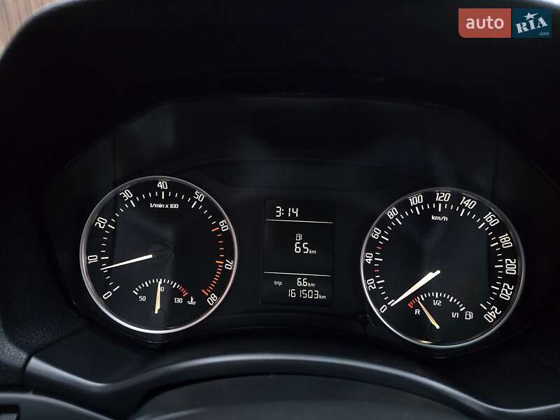 Лифтбек Skoda Octavia 2012 в Полтаве фото 89 Лифтбек Skoda Octavia 2012 в Полтаве