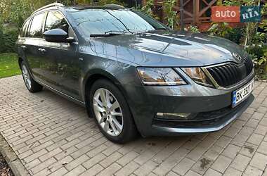Универсал Skoda Octavia 2018 в Ужгороде