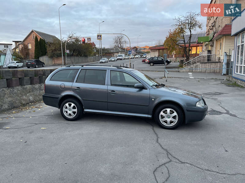 Универсал Skoda Octavia 2004 в Виннице