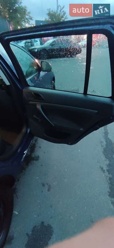 Универсал Skoda Octavia 2011 в Киеве фото 10 Универсал Skoda Octavia 2011 в Киеве