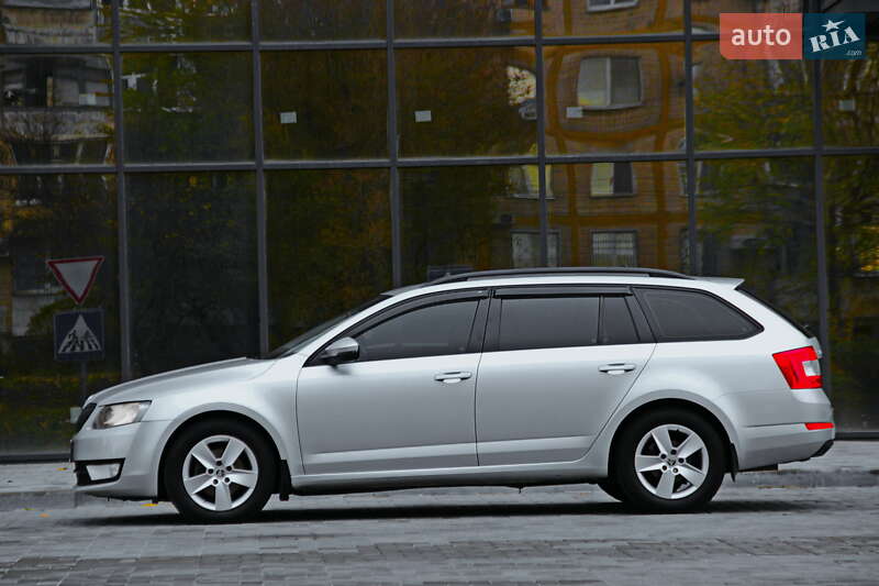 Універсал Skoda Octavia 2017 в Дніпрі