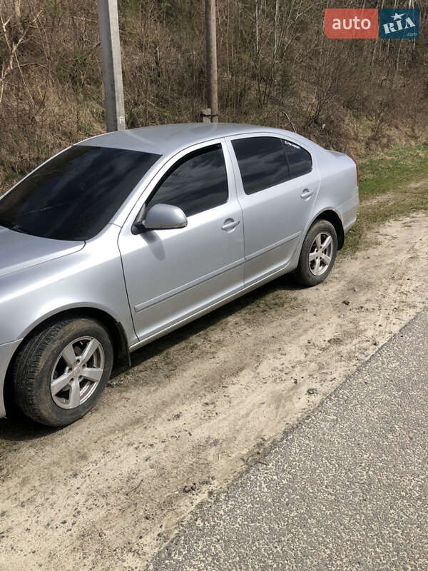 Ліфтбек Skoda Octavia 2009 в Львові