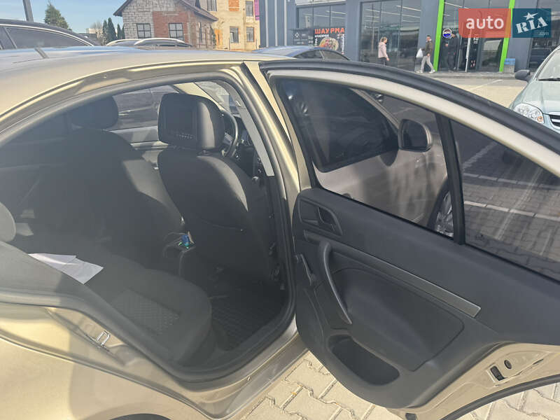 Лифтбек Skoda Octavia 2009 в Виннице