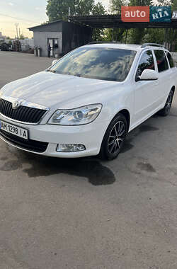 Универсал Skoda Octavia 2009 в Чернигове
