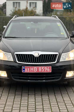 Универсал Skoda Octavia 2009 в Староконстантинове