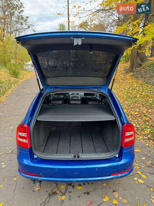 Універсал Skoda Octavia 2007 в Острозі