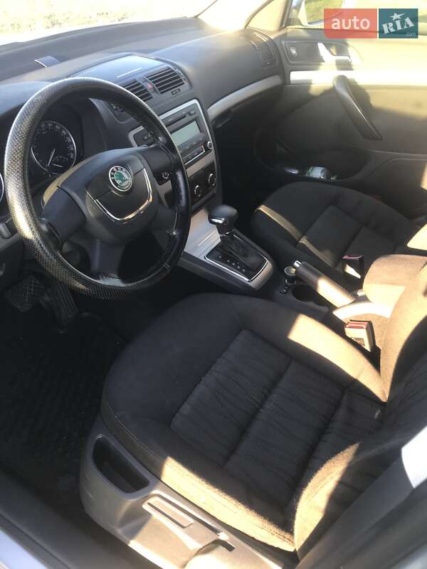 Лифтбек Skoda Octavia 2012 в Арцизе фото 14 Лифтбек Skoda Octavia 2012 в Арцизе
