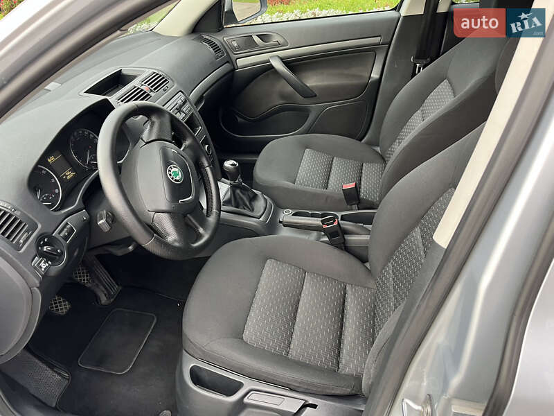 Лифтбек Skoda Octavia 2012 в Киеве фото 9 Лифтбек Skoda Octavia 2012 в Киеве