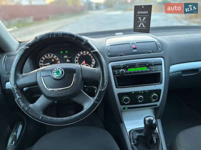 Универсал Skoda Octavia 2009 в Киеве фото 7 Универсал Skoda Octavia 2009 в Киеве