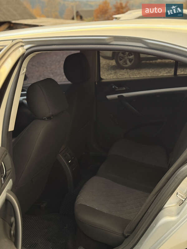 Лифтбек Skoda Octavia 2008 в Ивано-Франковске