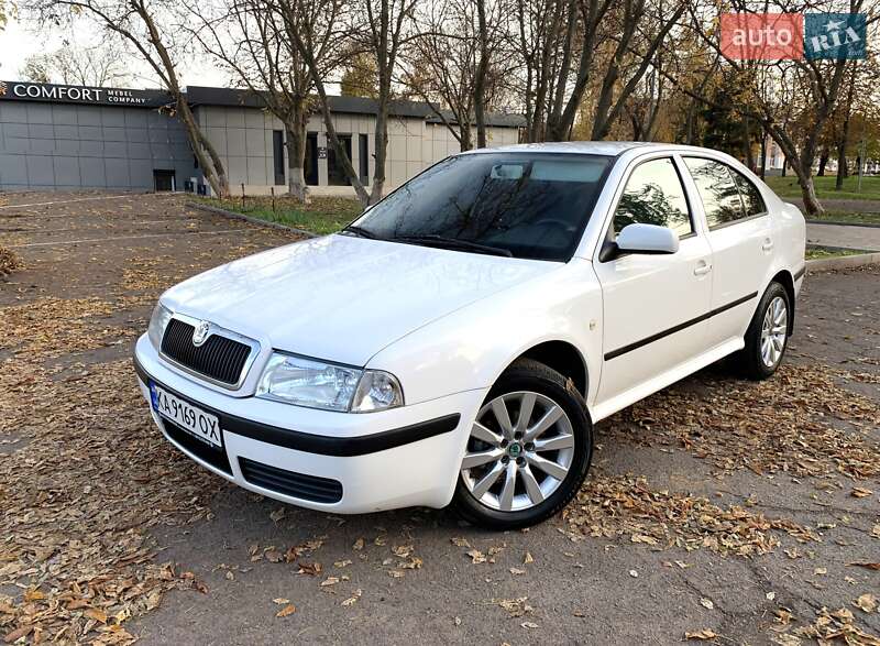 Лифтбек Skoda Octavia 2006 в Кривом Роге фото Лифтбек Skoda Octavia 2006 в Кривом Роге