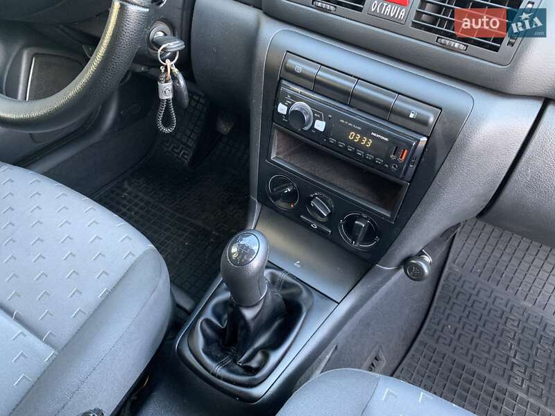 Лифтбек Skoda Octavia 2006 в Кривом Роге фото 22 Лифтбек Skoda Octavia 2006 в Кривом Роге