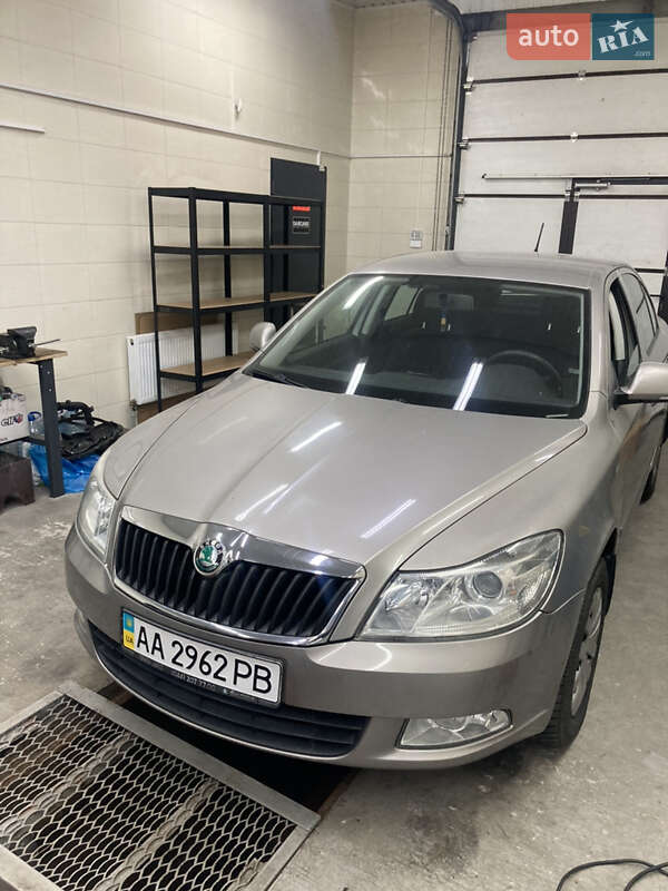 Лифтбек Skoda Octavia 2012 в Боярке фото Лифтбек Skoda Octavia 2012 в Боярке
