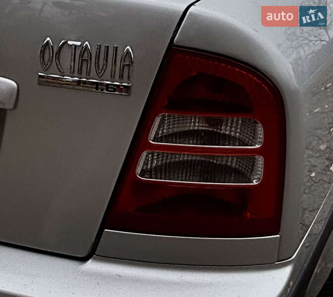 Лифтбек Skoda Octavia 2000 в Маньковке