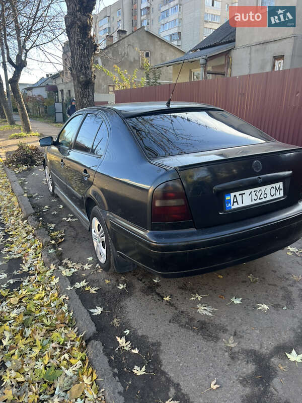 Лифтбек Skoda Octavia 1998 в Львове