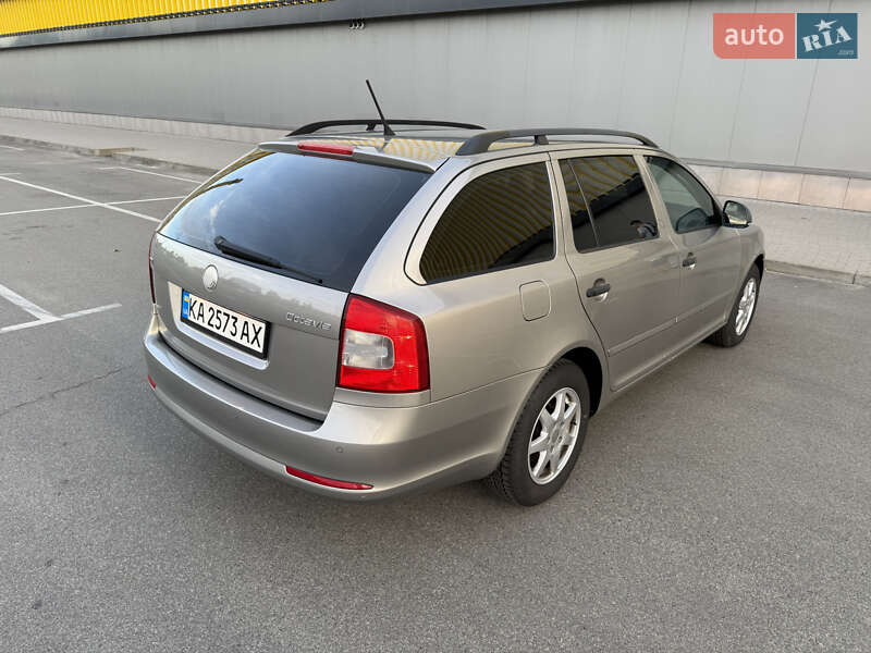 Универсал Skoda Octavia 2010 в Киеве фото 11 Универсал Skoda Octavia 2010 в Киеве