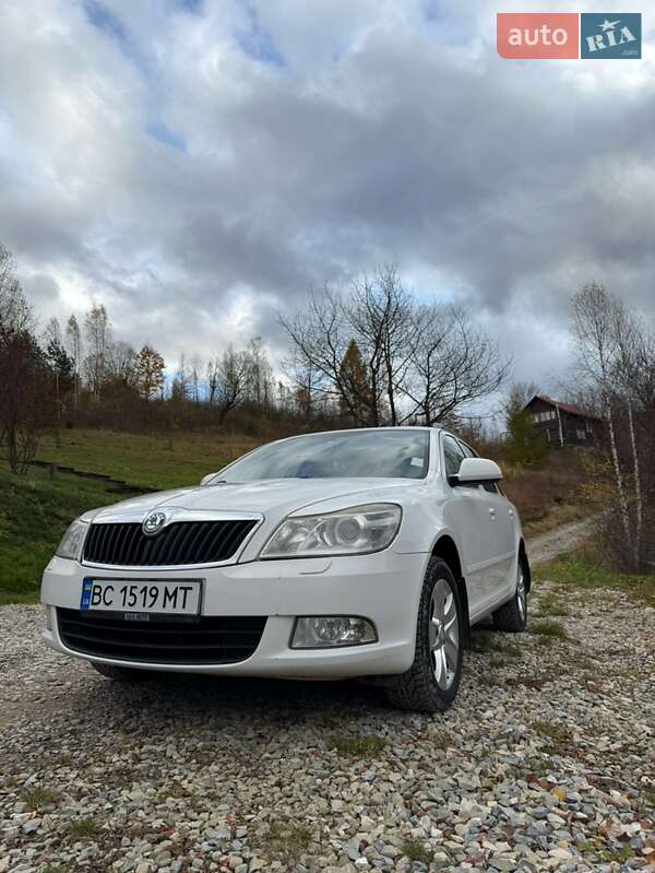 Универсал Skoda Octavia 2010 в Стрые фото 2 Универсал Skoda Octavia 2010 в Стрые