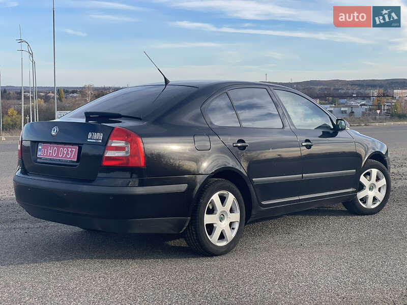 Лифтбек Skoda Octavia 2006 в Корсуне-Шевченковском
