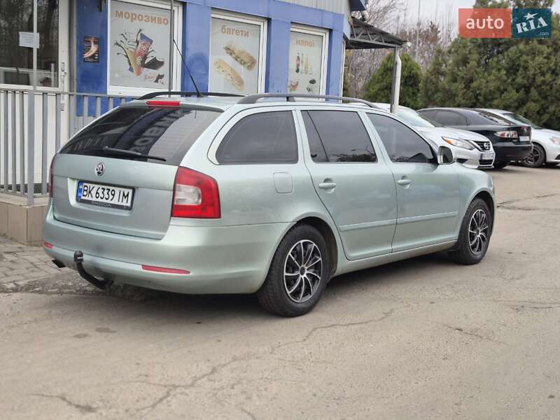 Універсал Skoda Octavia 2009 в Рівному