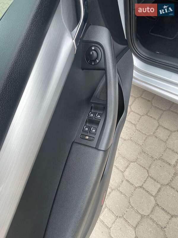 Универсал Skoda Octavia 2019 в Луцке фото 14 Универсал Skoda Octavia 2019 в Луцке