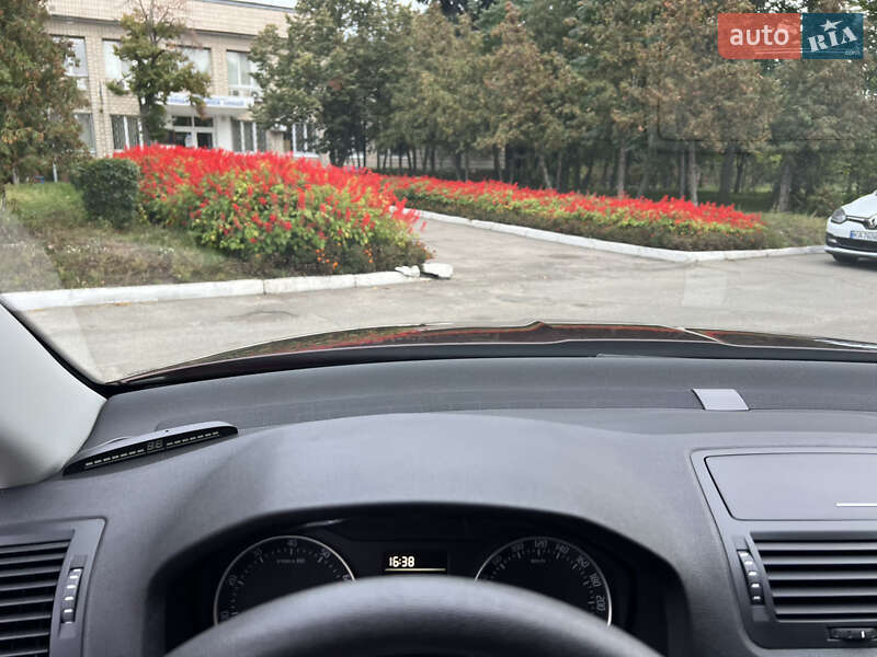 Лифтбек Skoda Octavia 2012 в Киеве