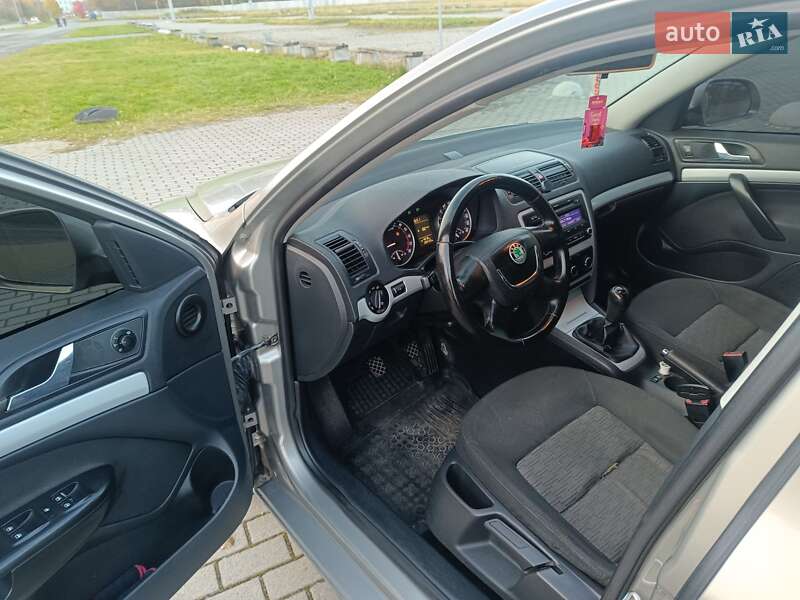 Универсал Skoda Octavia 2010 в Львове фото 22 Универсал Skoda Octavia 2010 в Львове