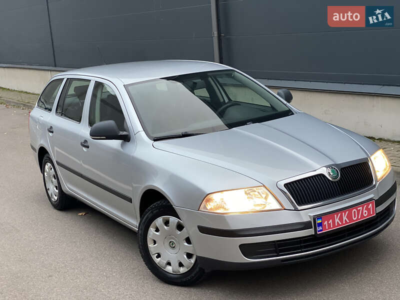Універсал Skoda Octavia 2012 в Києві фото 10 Універсал Skoda Octavia 2012 в Києві