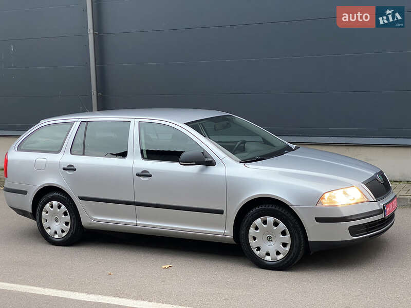 Універсал Skoda Octavia 2012 в Києві фото 15 Універсал Skoda Octavia 2012 в Києві