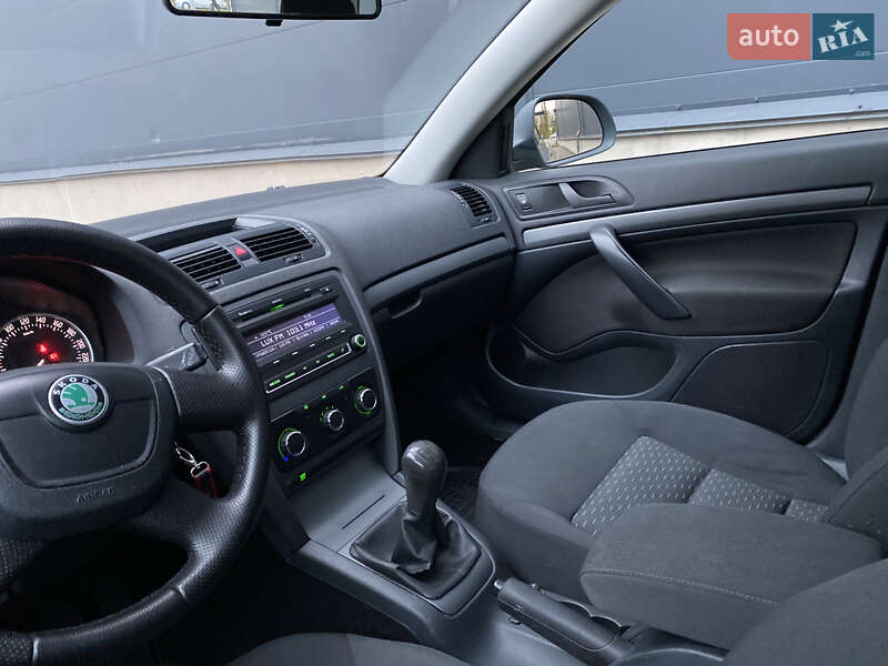 Універсал Skoda Octavia 2012 в Києві фото 37 Універсал Skoda Octavia 2012 в Києві