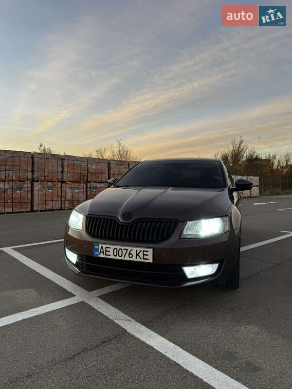 Лифтбек Skoda Octavia 2016 в Кривом Роге фото 7 Лифтбек Skoda Octavia 2016 в Кривом Роге