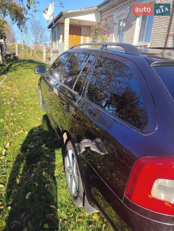 Универсал Skoda Octavia 2012 в Гайсине